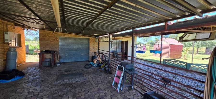 5 Bedroom Property for Sale in Vaal Park North West